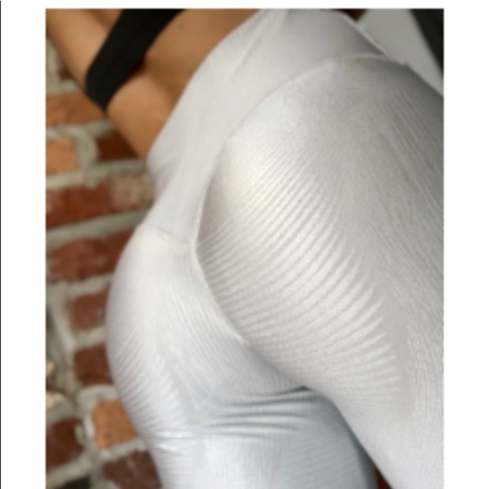 ABS2B Luxor Silver Booty Plus V Band  Leggings